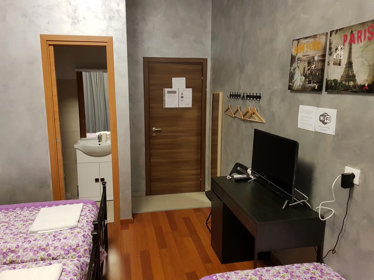 Rome Napoleone Rooms Roma Exterior foto