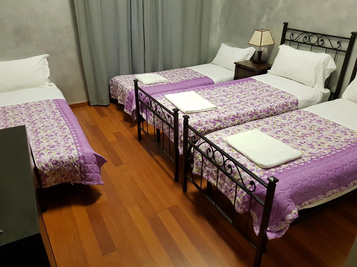 Rome Napoleone Rooms Roma Exterior foto